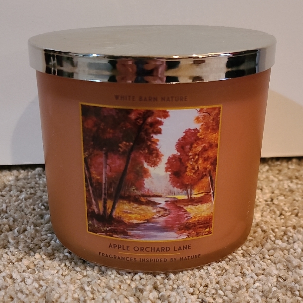APPLE ORCHARD LANE 3 Wick Candle Bath & Body Works